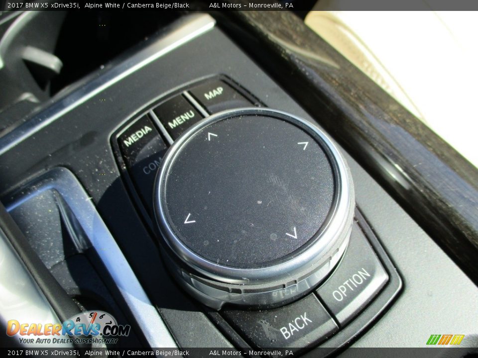 2017 BMW X5 xDrive35i Alpine White / Canberra Beige/Black Photo #18