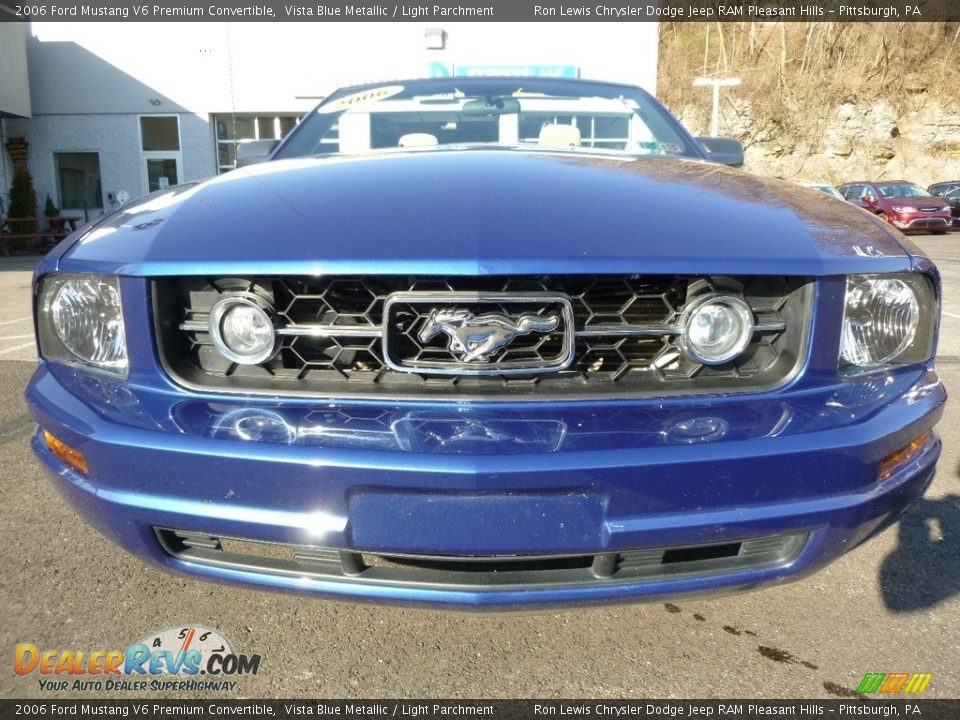 2006 Ford Mustang V6 Premium Convertible Vista Blue Metallic / Light Parchment Photo #8