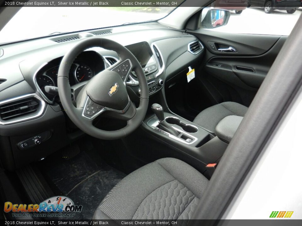 Front Seat of 2018 Chevrolet Equinox LT Photo #7