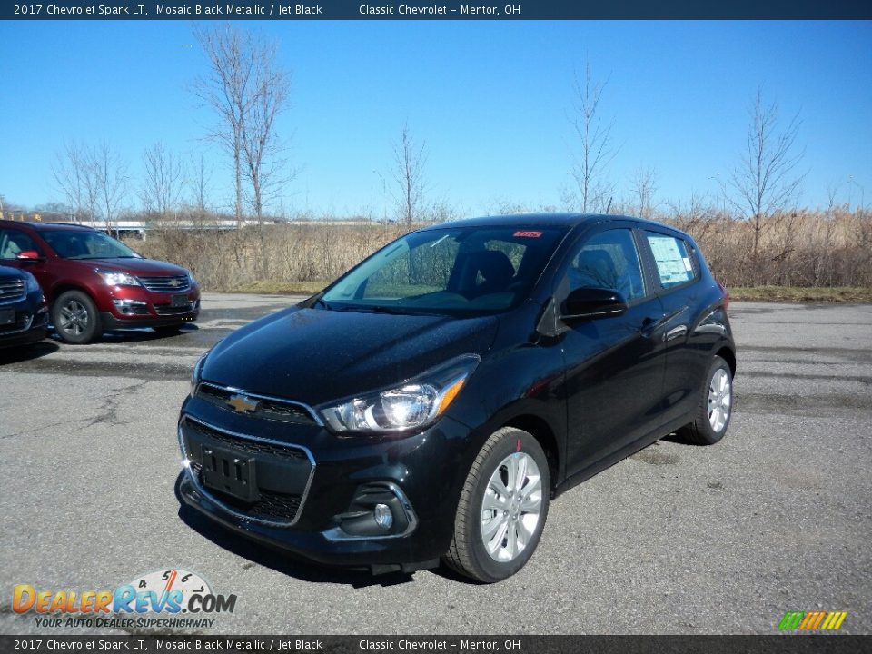 Front 3/4 View of 2017 Chevrolet Spark LT Photo #1