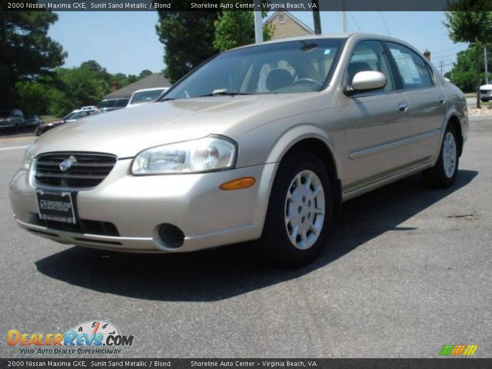 2000 Nissan Maxima GXE Sunlit Sand Metallic / Blond Photo #1
