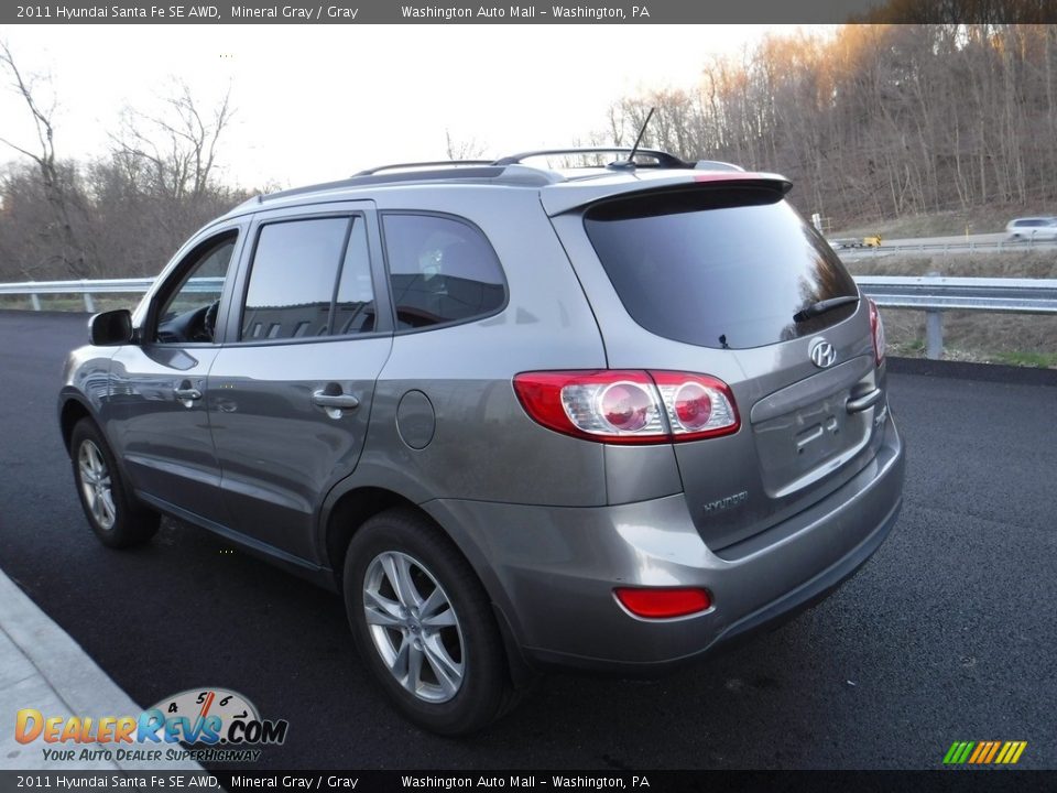 2011 Hyundai Santa Fe SE AWD Mineral Gray / Gray Photo #7