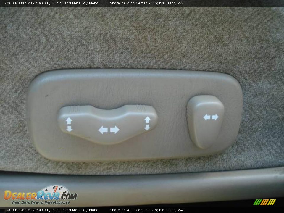 2000 Nissan Maxima GXE Sunlit Sand Metallic / Blond Photo #13