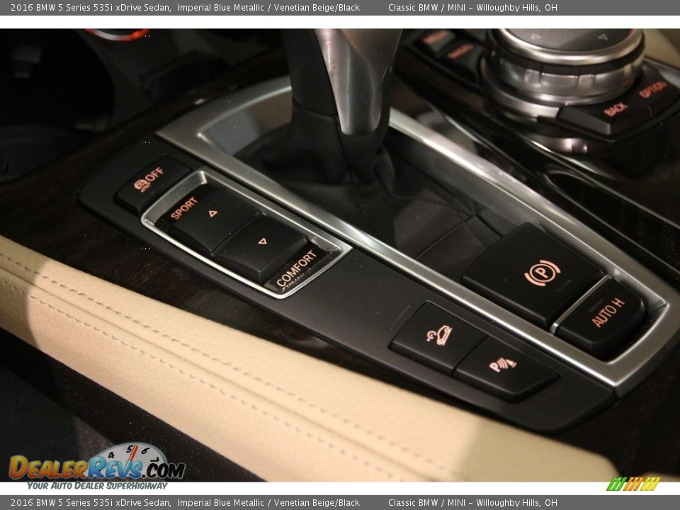 2016 BMW 5 Series 535i xDrive Sedan Imperial Blue Metallic / Venetian Beige/Black Photo #18