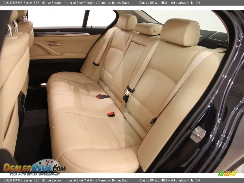2016 BMW 5 Series 535i xDrive Sedan Imperial Blue Metallic / Venetian Beige/Black Photo #24