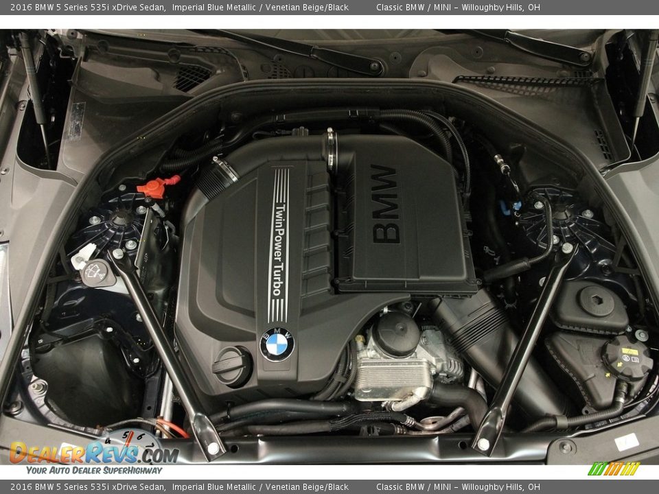 2016 BMW 5 Series 535i xDrive Sedan Imperial Blue Metallic / Venetian Beige/Black Photo #27