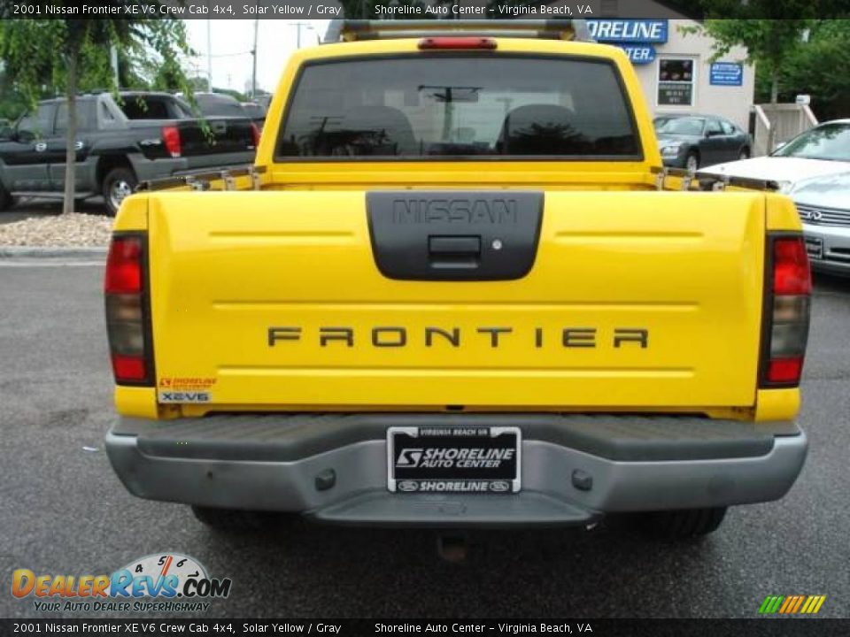 2001 Nissan Frontier XE V6 Crew Cab 4x4 Solar Yellow / Gray Photo #3