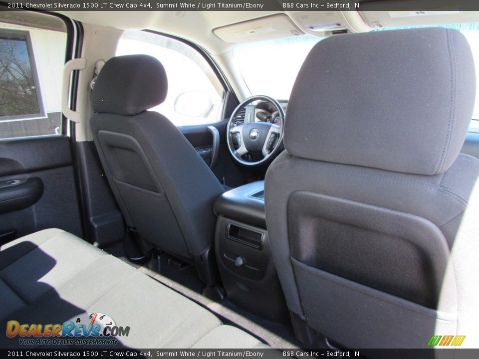 2011 Chevrolet Silverado 1500 LT Crew Cab 4x4 Summit White / Light Titanium/Ebony Photo #17