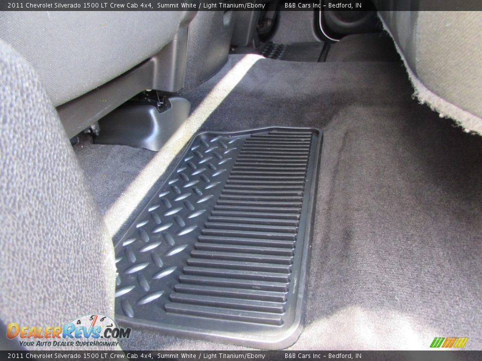2011 Chevrolet Silverado 1500 LT Crew Cab 4x4 Summit White / Light Titanium/Ebony Photo #21