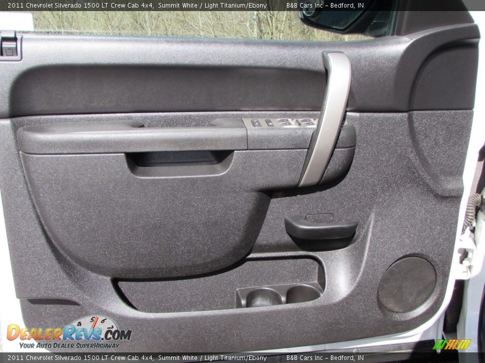2011 Chevrolet Silverado 1500 LT Crew Cab 4x4 Summit White / Light Titanium/Ebony Photo #25