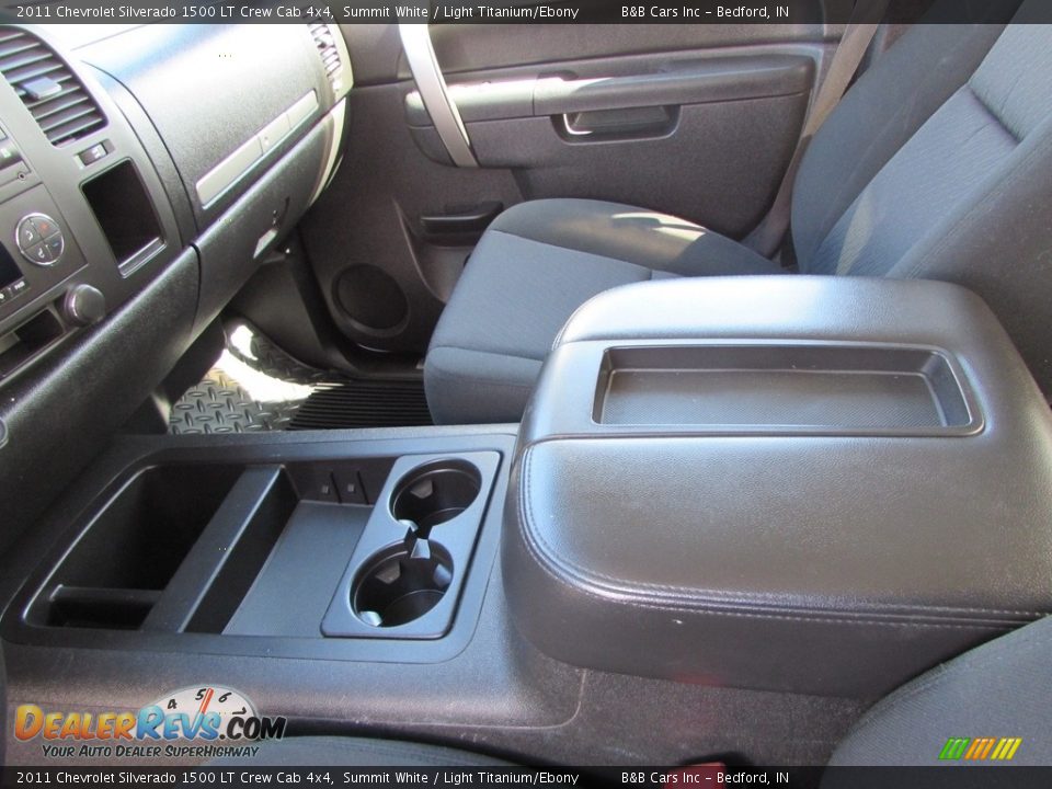 2011 Chevrolet Silverado 1500 LT Crew Cab 4x4 Summit White / Light Titanium/Ebony Photo #29