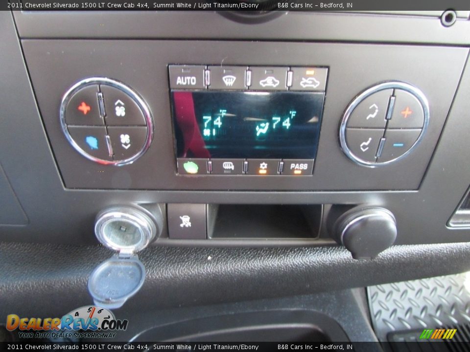 2011 Chevrolet Silverado 1500 LT Crew Cab 4x4 Summit White / Light Titanium/Ebony Photo #33