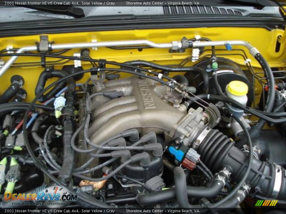 2001 Nissan Frontier XE V6 Crew Cab 4x4 Solar Yellow / Gray Photo #18