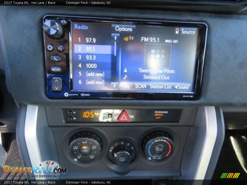 Audio System of 2017 Toyota 86  Photo #16