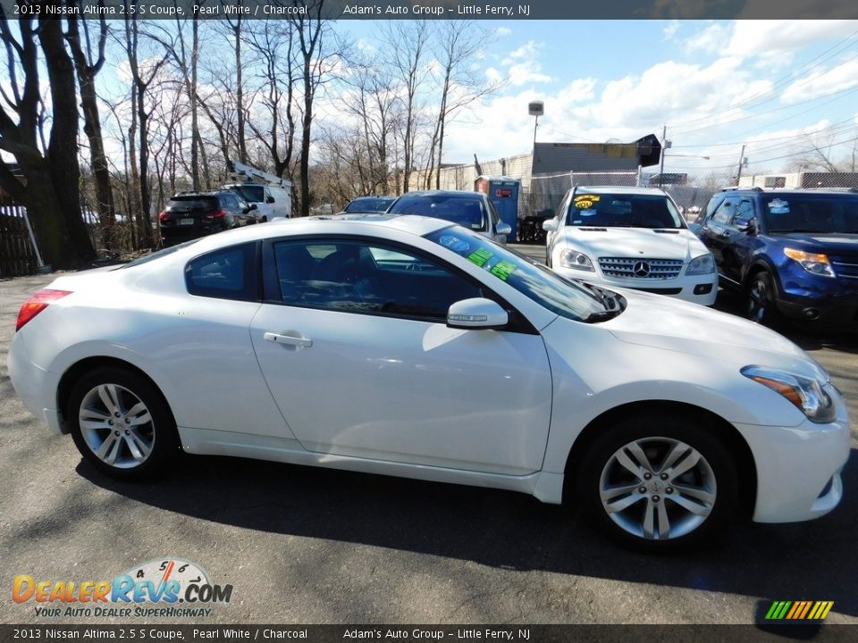 2013 Nissan Altima 2.5 S Coupe Pearl White / Charcoal Photo #4
