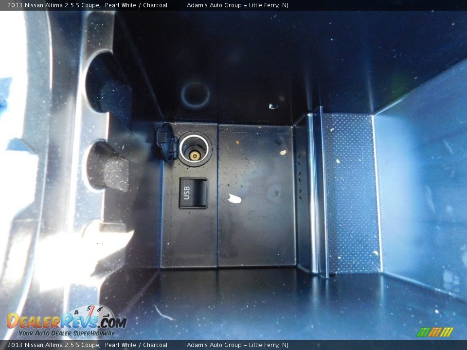 2013 Nissan Altima 2.5 S Coupe Pearl White / Charcoal Photo #22