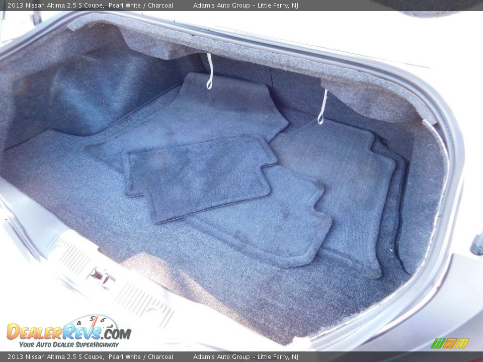 2013 Nissan Altima 2.5 S Coupe Pearl White / Charcoal Photo #29