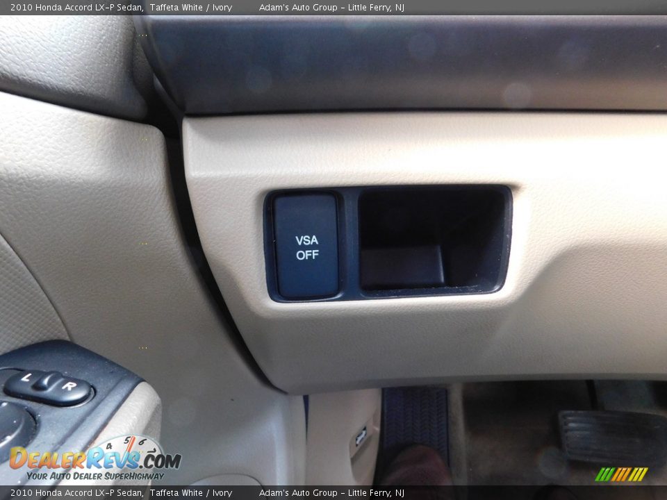2010 Honda Accord LX-P Sedan Taffeta White / Ivory Photo #17