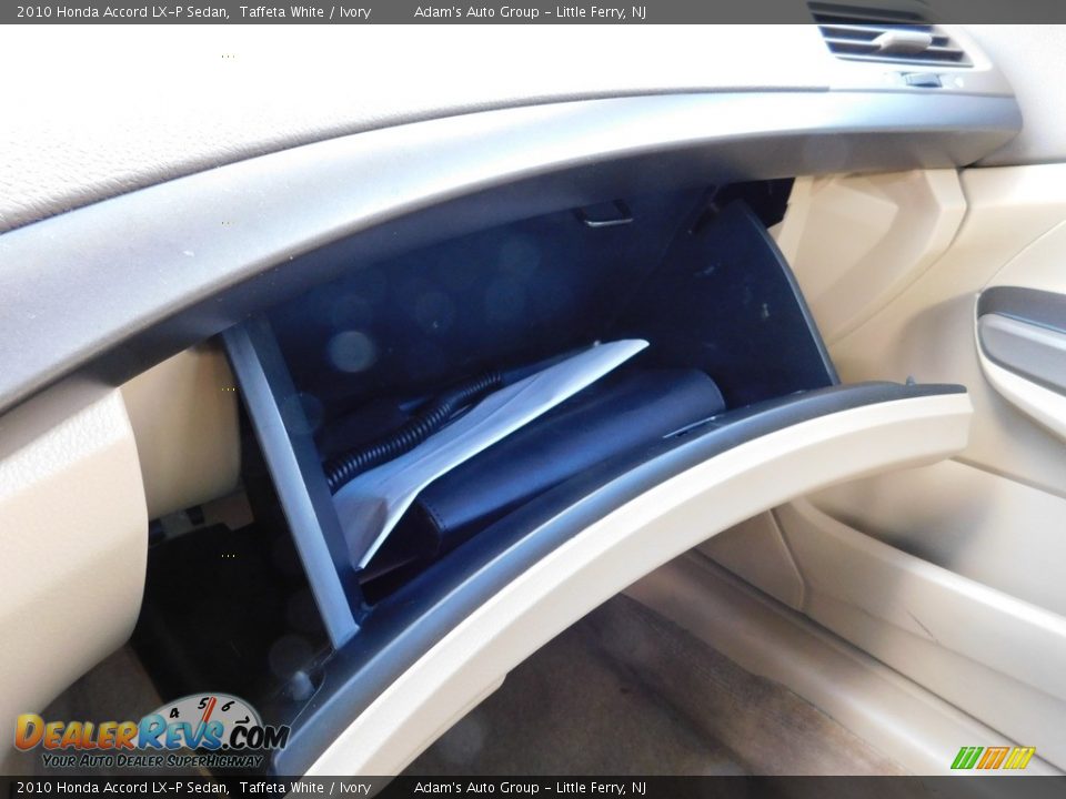 2010 Honda Accord LX-P Sedan Taffeta White / Ivory Photo #22
