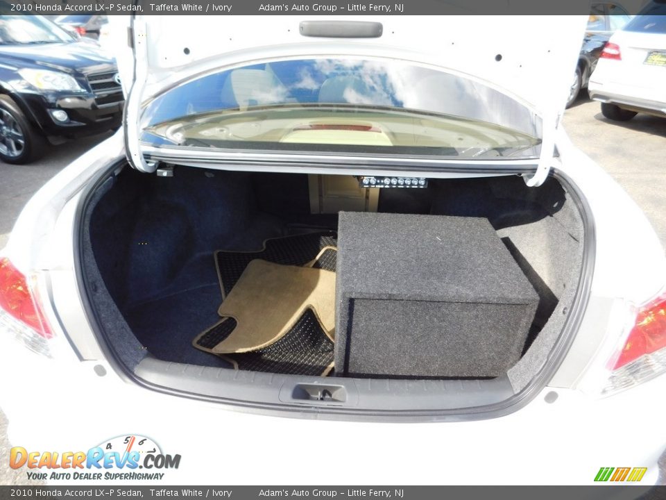 2010 Honda Accord LX-P Sedan Taffeta White / Ivory Photo #25
