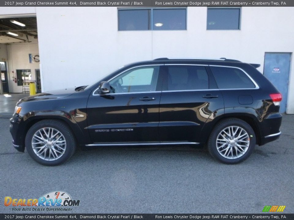 2017 Jeep Grand Cherokee Summit 4x4 Diamond Black Crystal Pearl / Black Photo #2