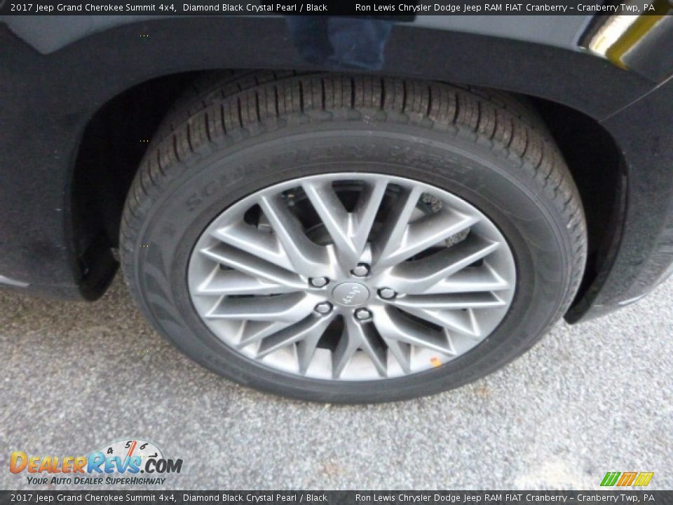 2017 Jeep Grand Cherokee Summit 4x4 Diamond Black Crystal Pearl / Black Photo #8