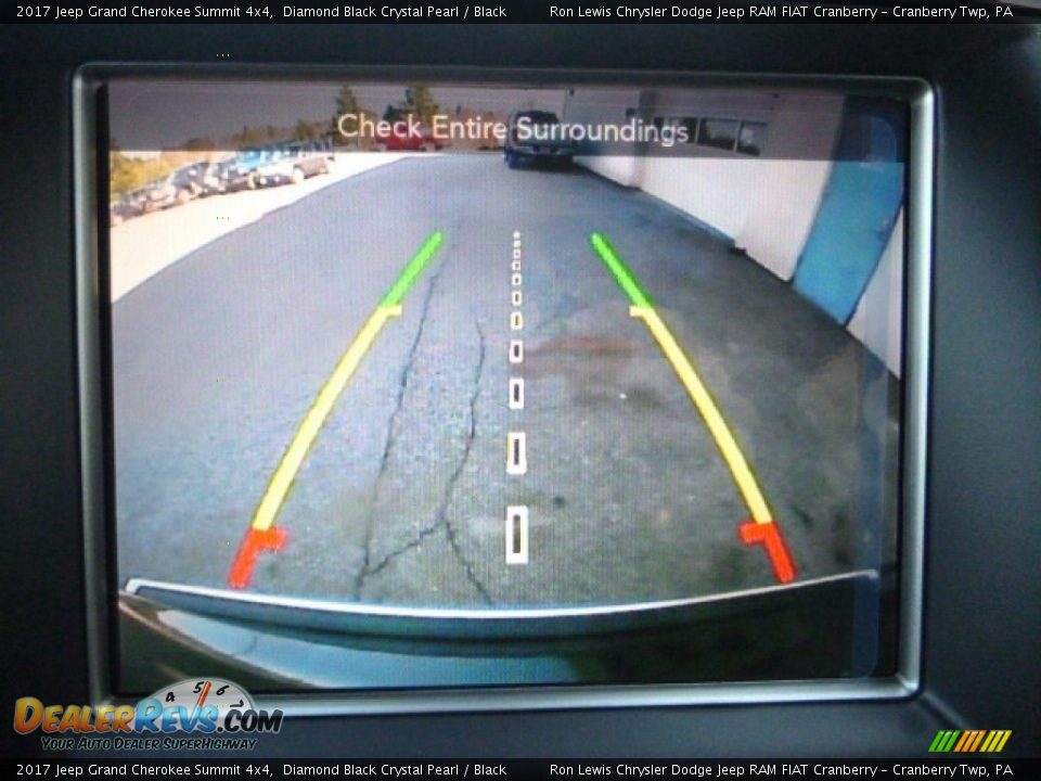 2017 Jeep Grand Cherokee Summit 4x4 Diamond Black Crystal Pearl / Black Photo #17