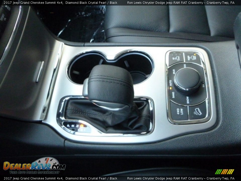 2017 Jeep Grand Cherokee Summit 4x4 Diamond Black Crystal Pearl / Black Photo #20