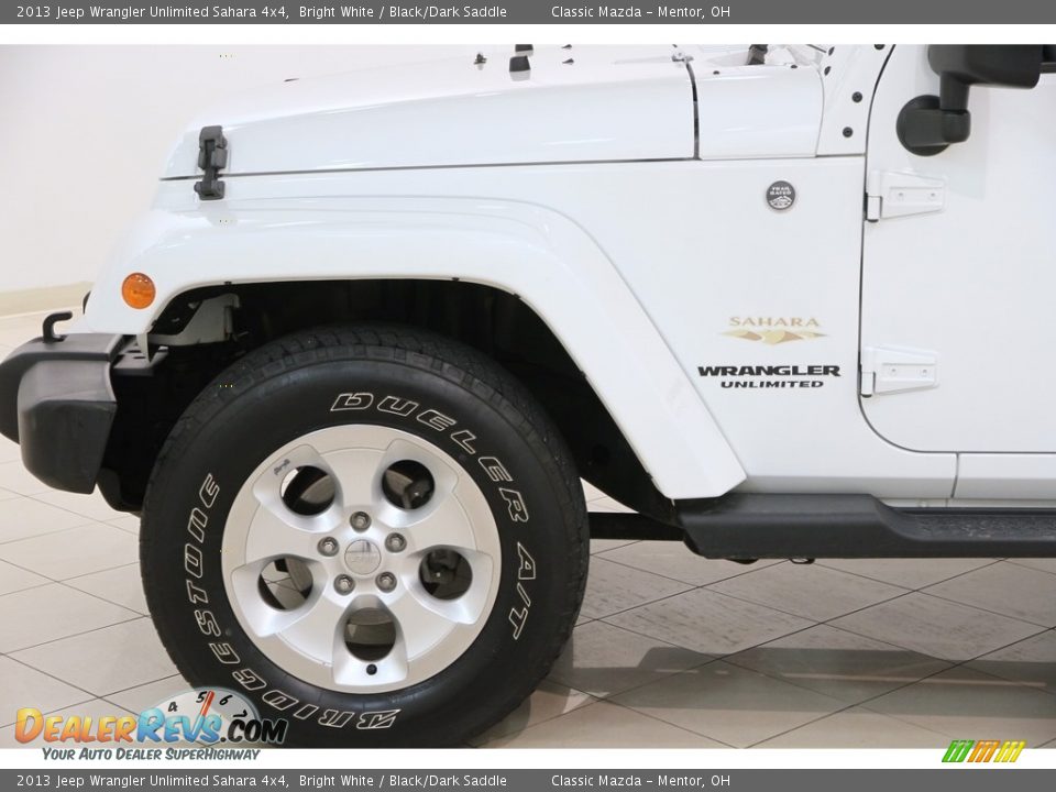 2013 Jeep Wrangler Unlimited Sahara 4x4 Bright White / Black/Dark Saddle Photo #16