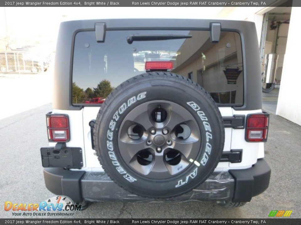2017 Jeep Wrangler Freedom Edition 4x4 Bright White / Black Photo #4