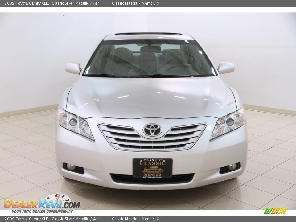 2009 Toyota Camry XLE Classic Silver Metallic / Ash Photo #2