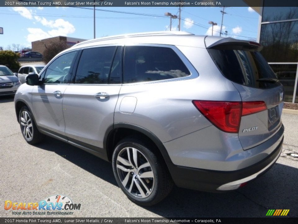 2017 Honda Pilot Touring AWD Lunar Silver Metallic / Gray Photo #2