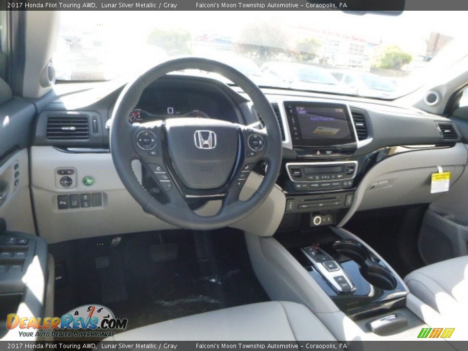 2017 Honda Pilot Touring AWD Lunar Silver Metallic / Gray Photo #8
