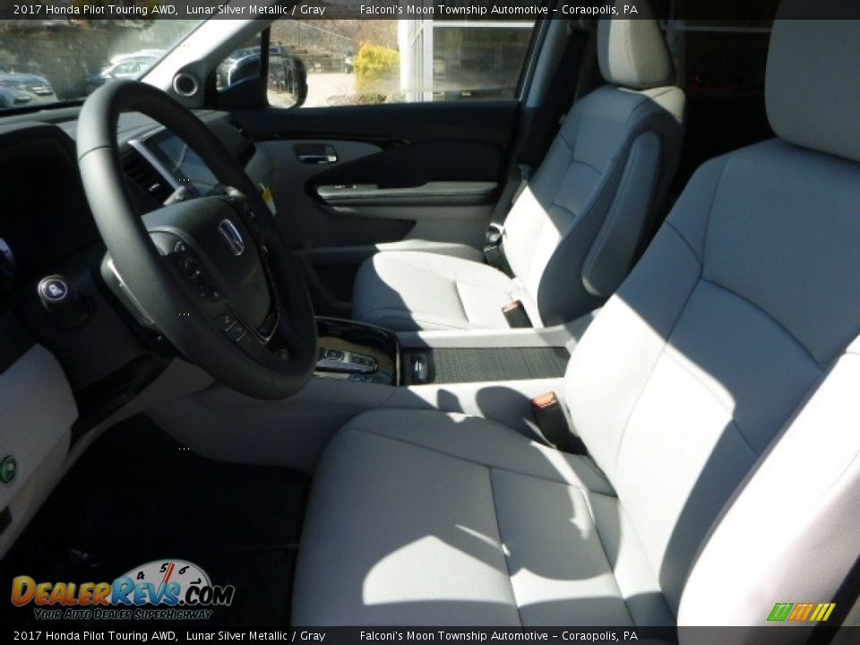 2017 Honda Pilot Touring AWD Lunar Silver Metallic / Gray Photo #12