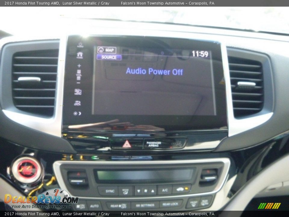2017 Honda Pilot Touring AWD Lunar Silver Metallic / Gray Photo #13