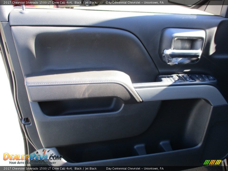 2017 Chevrolet Silverado 1500 LT Crew Cab 4x4 Black / Jet Black Photo #11