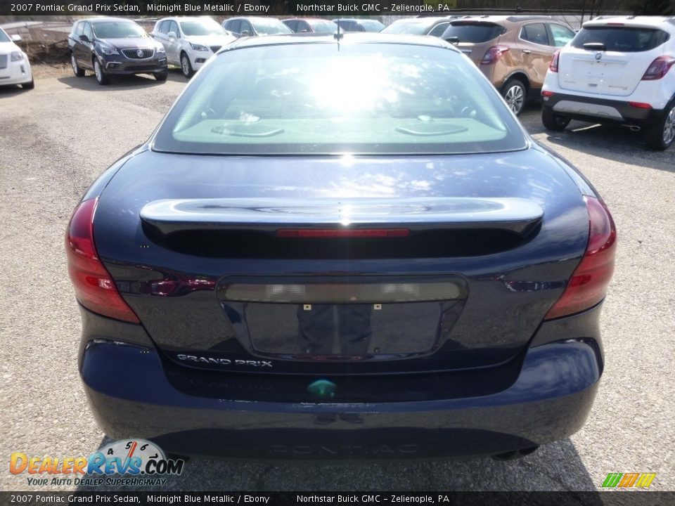 2007 Pontiac Grand Prix Sedan Midnight Blue Metallic / Ebony Photo #10