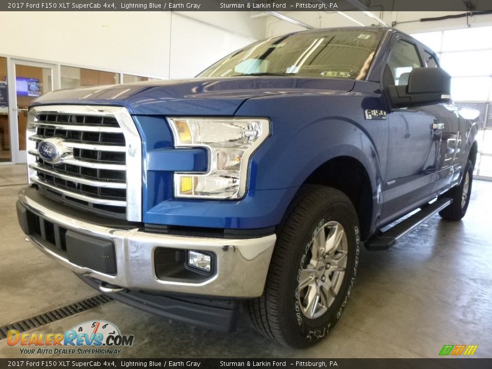 2017 Ford F150 XLT SuperCab 4x4 Lightning Blue / Earth Gray Photo #4