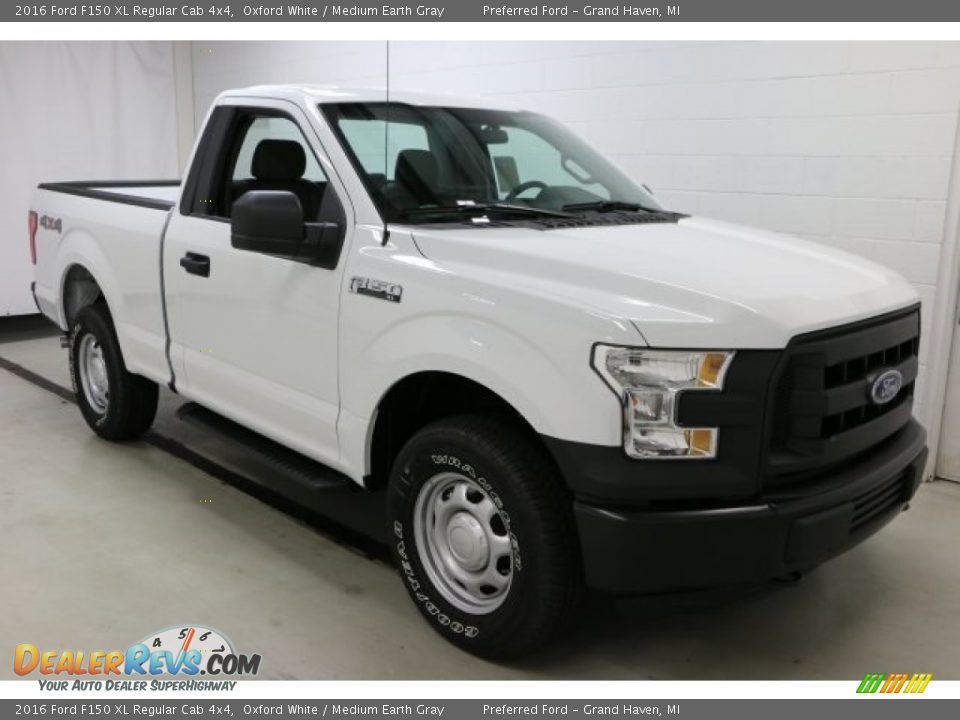 2016 Ford F150 XL Regular Cab 4x4 Oxford White / Medium Earth Gray Photo #4