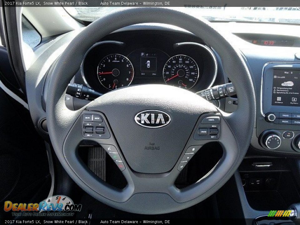 2017 Kia Forte5 LX Snow White Pearl / Black Photo #19