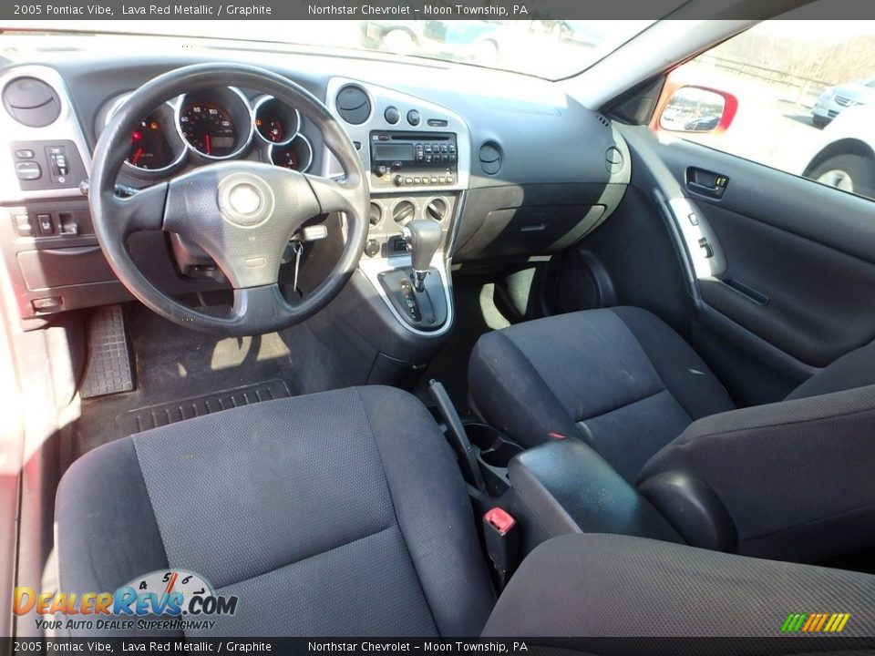 2005 Pontiac Vibe Lava Red Metallic / Graphite Photo #10