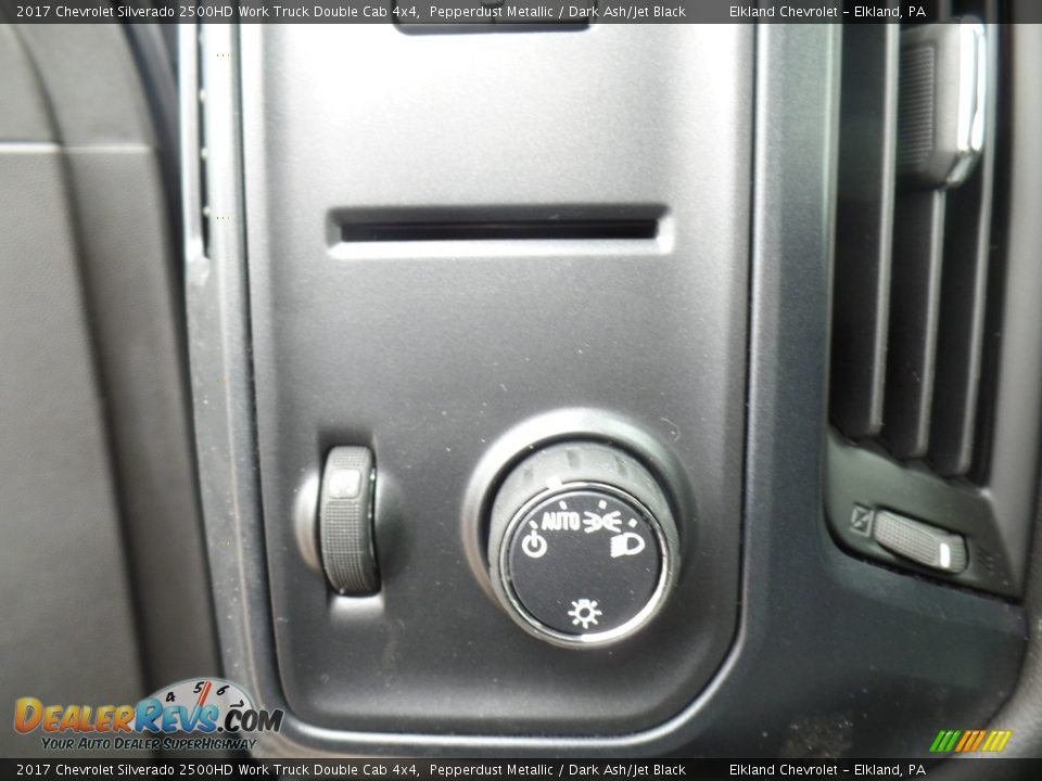 2017 Chevrolet Silverado 2500HD Work Truck Double Cab 4x4 Pepperdust Metallic / Dark Ash/Jet Black Photo #24