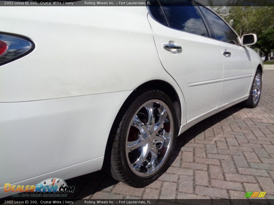 2002 Lexus ES 300 Crystal White / Ivory Photo #22
