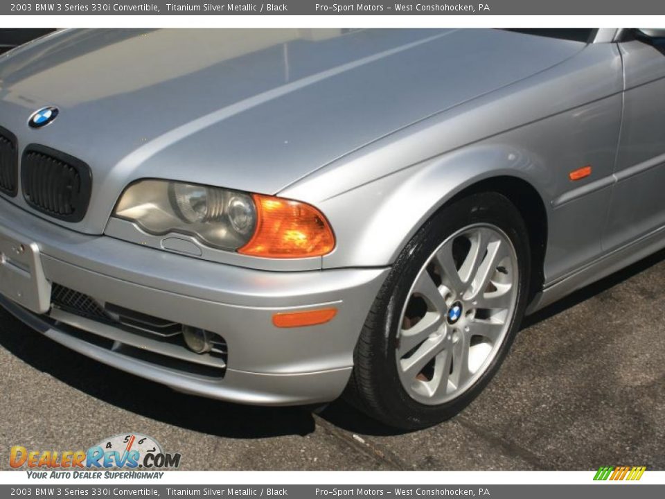 2003 BMW 3 Series 330i Convertible Titanium Silver Metallic / Black Photo #7