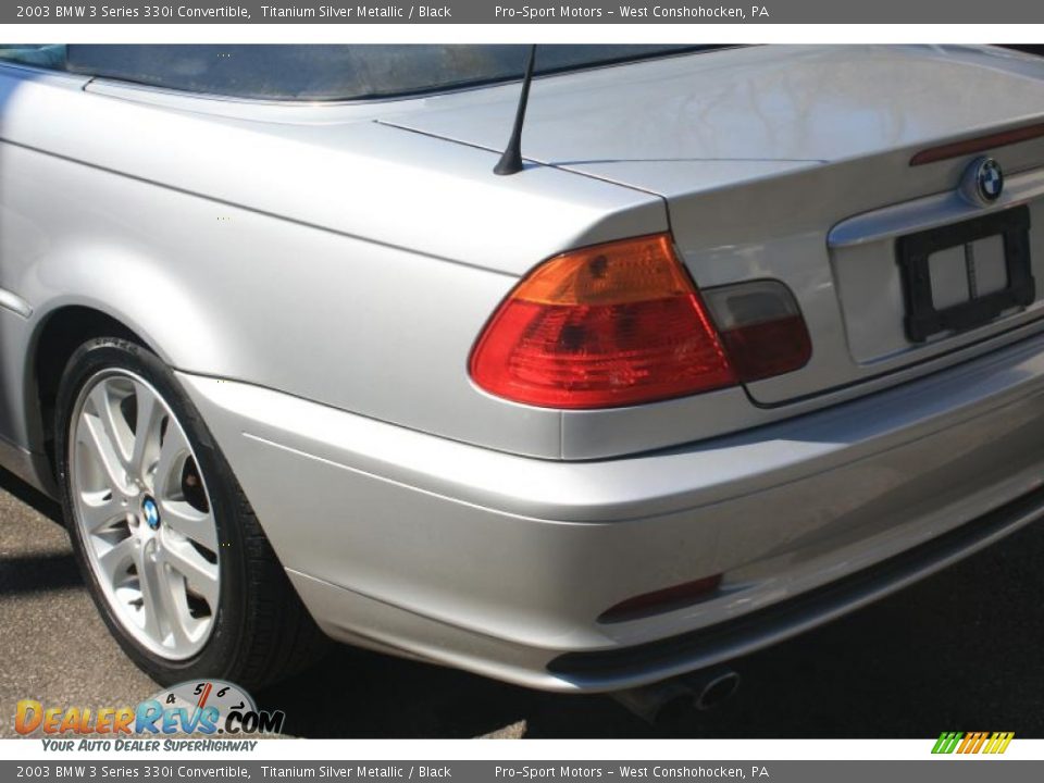 2003 BMW 3 Series 330i Convertible Titanium Silver Metallic / Black Photo #10