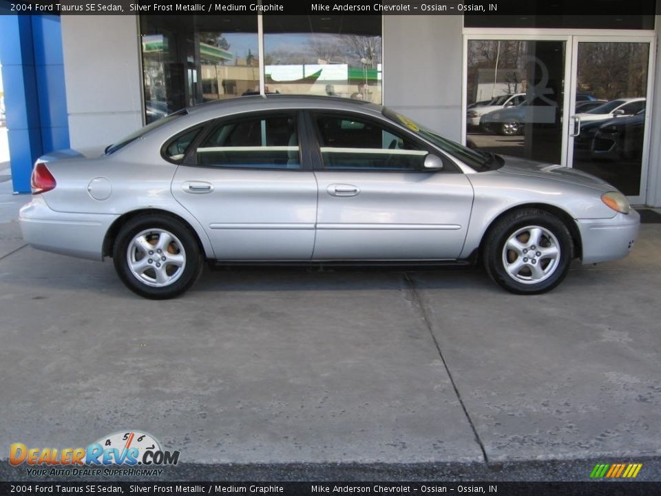 2004 Ford Taurus SE Sedan Silver Frost Metallic / Medium Graphite Photo #2