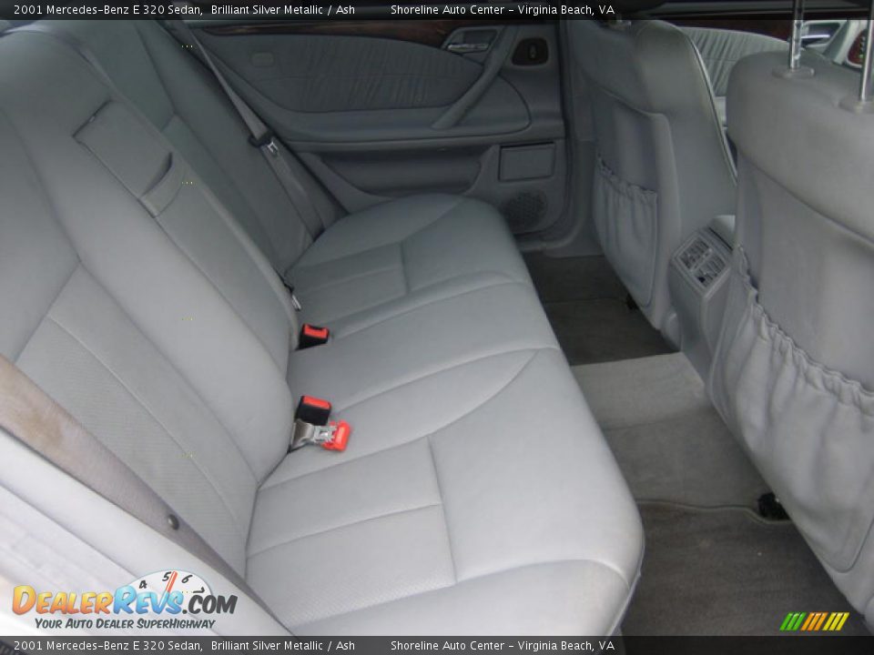 2001 Mercedes-Benz E 320 Sedan Brilliant Silver Metallic / Ash Photo #11