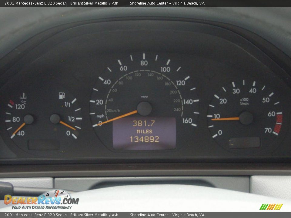 2001 Mercedes-Benz E 320 Sedan Brilliant Silver Metallic / Ash Photo #20