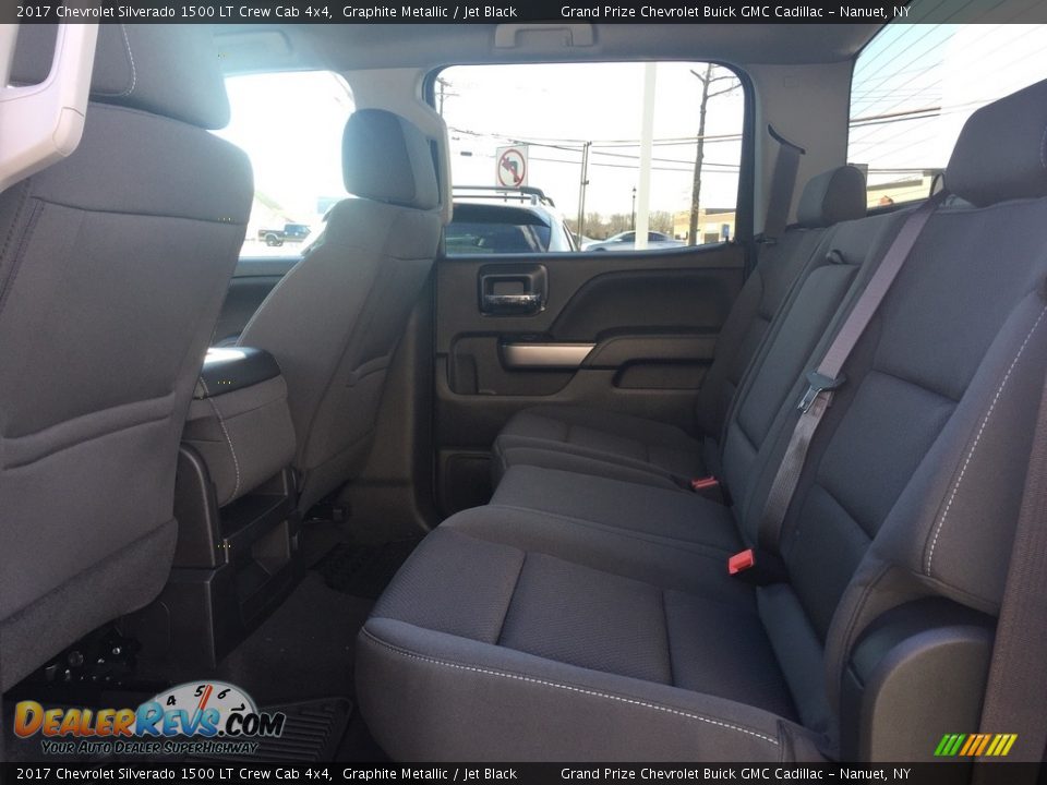 2017 Chevrolet Silverado 1500 LT Crew Cab 4x4 Graphite Metallic / Jet Black Photo #7