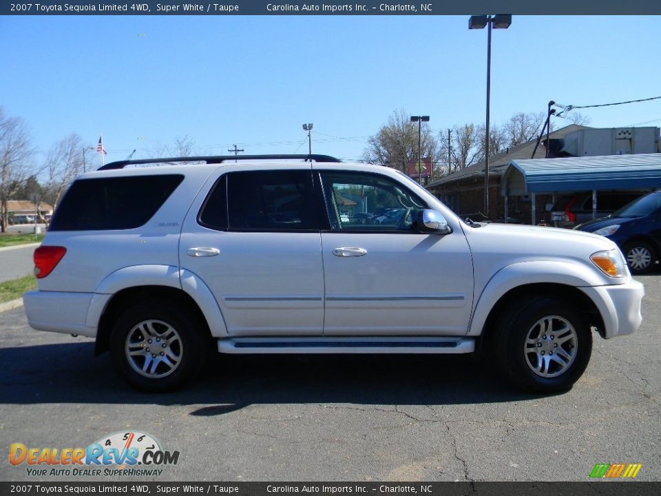 2007 Toyota Sequoia Limited 4WD Super White / Taupe Photo #11